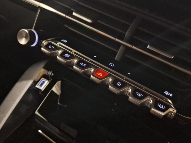 Used Peugeot 2008 2025 for sale - 76579181: Photo 15