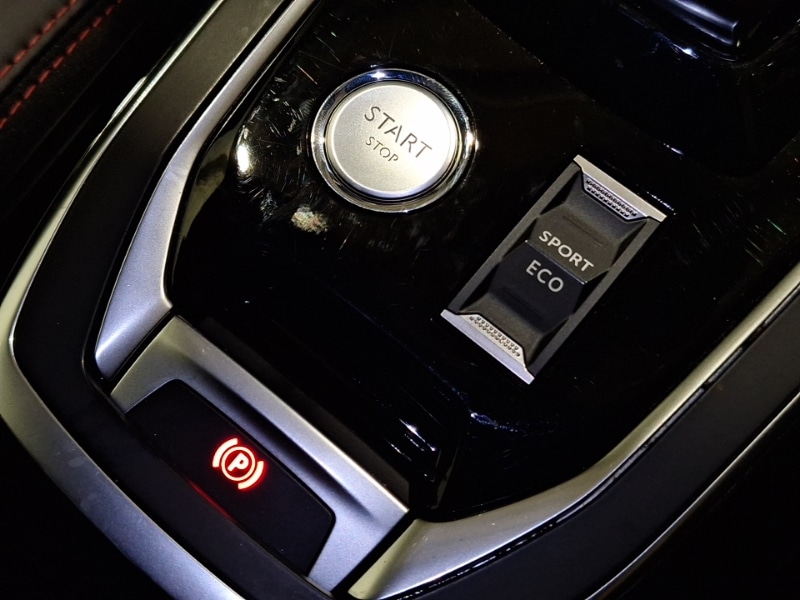 Used Peugeot 308 2018 for sale - 76552793: Photo 14