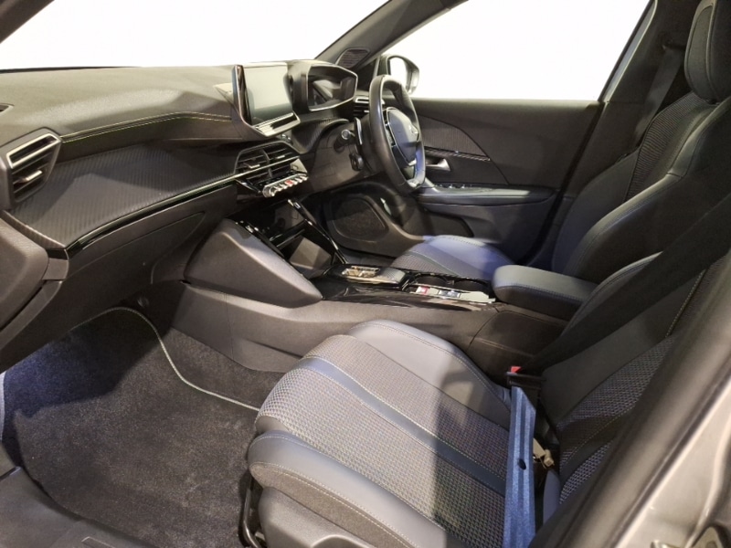 Used Peugeot 2008 2023 for sale - 76860771: Photo 5