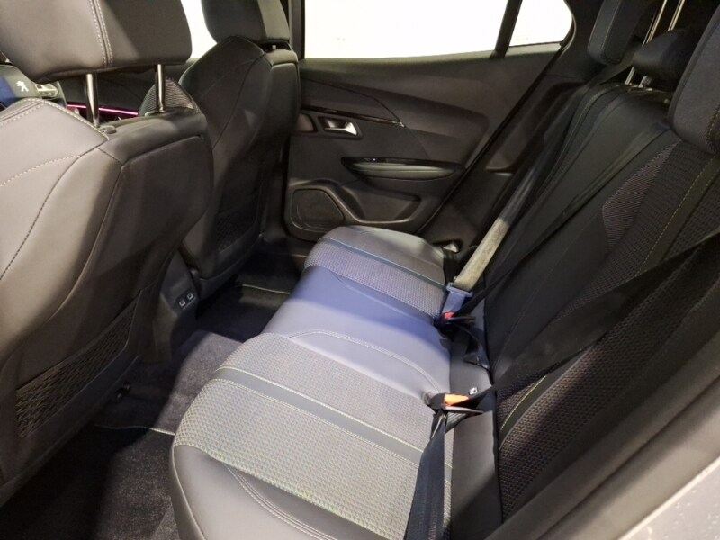 Used Peugeot 2008 2023 for sale - 76860771: Photo 6