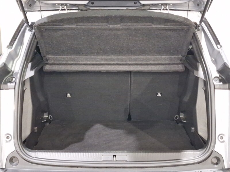 Used Peugeot 2008 2023 for sale - 76860771: Photo 8