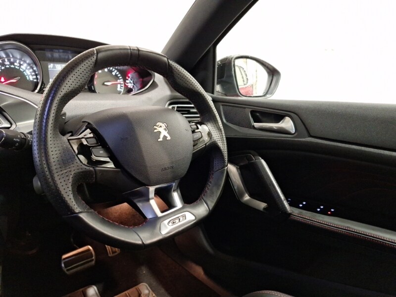 Used Peugeot 308 2018 for sale - 76493240: Photo 10