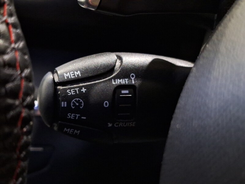 Used Peugeot 308 2018 for sale - 76493240: Photo 17