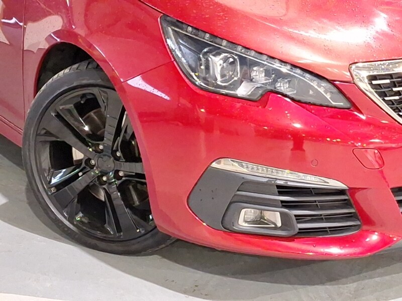 Used Peugeot 308 2018 for sale - 76493240: Photo 9