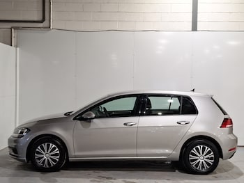 Used Volkswagen Golf 2019 for sale - 77635911: Photo