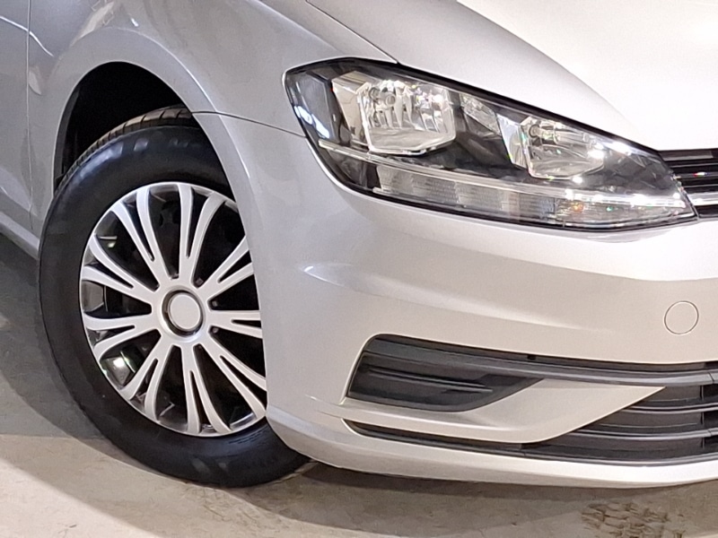 Used Volkswagen Golf 2019 for sale - 77635911: Photo 9