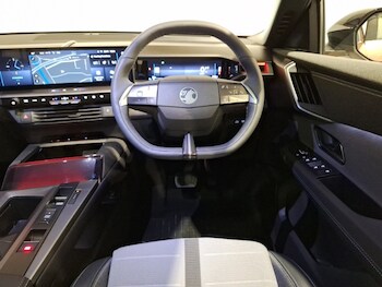 Used Vauxhall Grandland 2025 for sale - 78155778: Photo