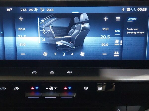 Used Vauxhall Grandland 2025 for sale - 75132667: Photo 13