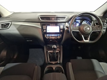 Used Nissan Qashqai 2017 for sale - 77832456: Photo
