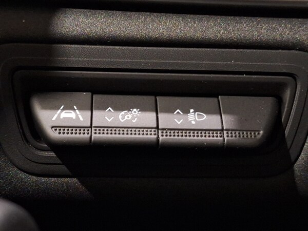 Used Renault Captur 2022 for sale - 75338713: Photo 18