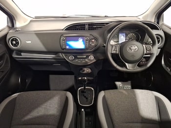 Used Toyota Yaris 2020 for sale - 78928457: Photo