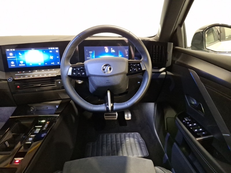 Used Vauxhall Astra 2024 for sale - 77837612: Photo 3