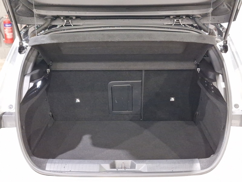 Used Vauxhall Astra 2024 for sale - 77837612: Photo 4