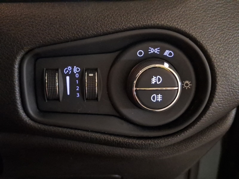 Used Jeep Renegade 2018 for sale - 76643911: Photo 17