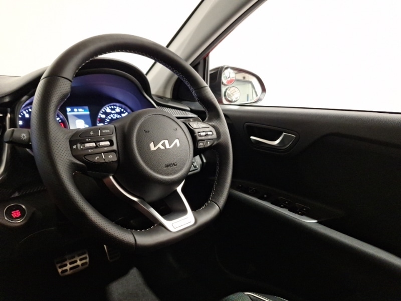 Used Kia Stonic 2023 for sale - 76311627: Photo 10