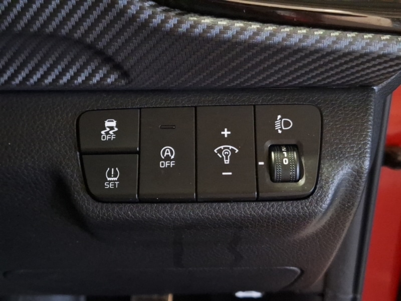 Used Kia Stonic 2023 for sale - 76311627: Photo 18