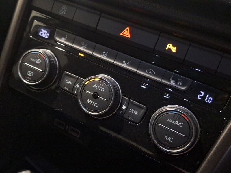 Used Volkswagen T-Roc 2018 for sale - 77503374: Photo 16