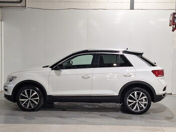 Used Volkswagen T-Roc 2018 for sale - 77503374: Photo