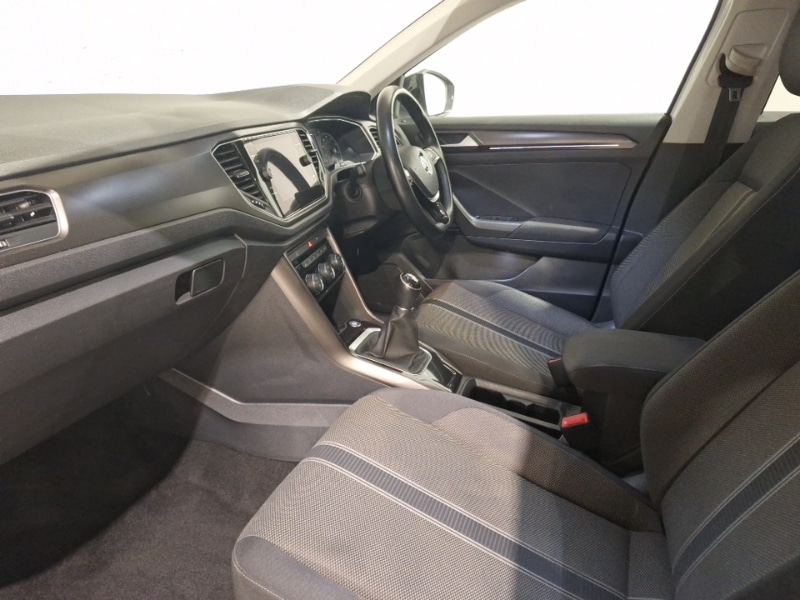 Used Volkswagen T-Roc 2018 for sale - 77503374: Photo 5