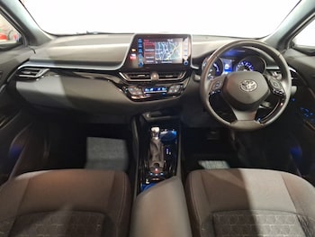 Used Toyota C-HR 2021 for sale - 78895769: Photo