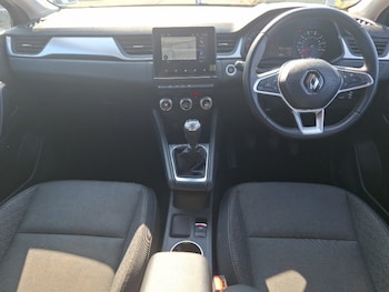 Used Renault Captur 2023 for sale - 79253340: Photo