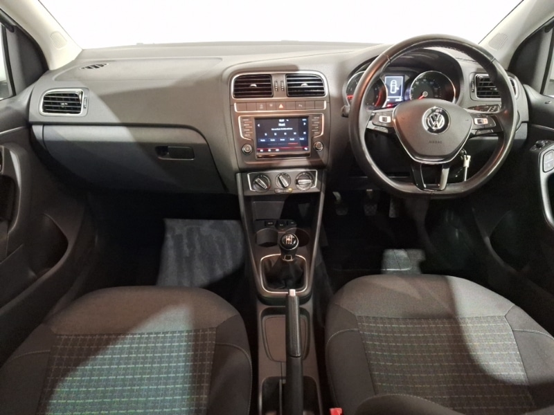 Used Volkswagen Polo 2016 for sale - 77596919: Photo 2