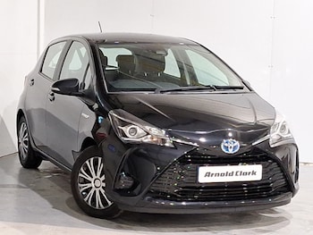 Used Toyota Yaris 2018 for sale - 77536787: Photo