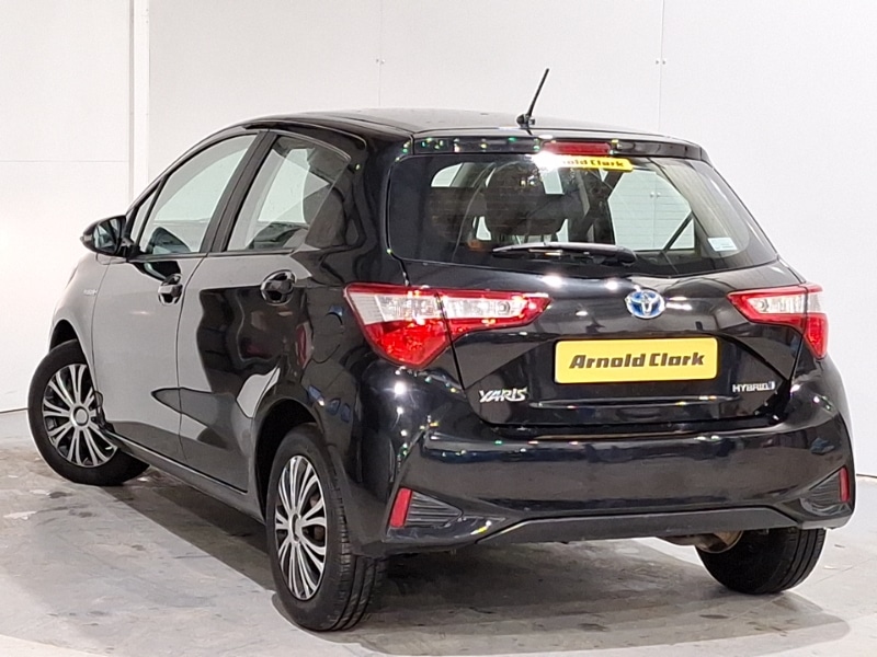 Used Toyota Yaris 2018 for sale - 77536787: Photo 3