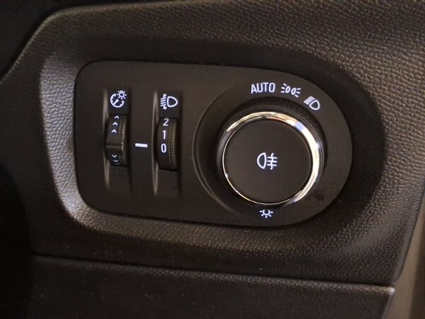 Used Vauxhall Corsa 2021 for sale - 76058978: Photo 18