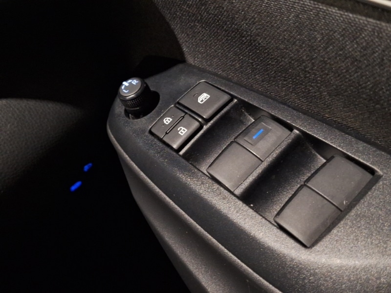 Used Toyota Yaris 2022 for sale - 77644302: Photo 17