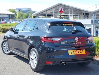 Used Renault Megane 2018 for sale - 79164793: Photo