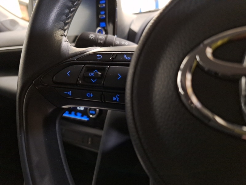 Used Toyota Yaris Cross 2022 for sale - 76493244: Photo 18