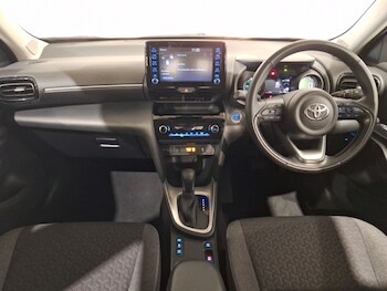 Used Toyota Yaris Cross 2022 for sale - 76493244: Photo