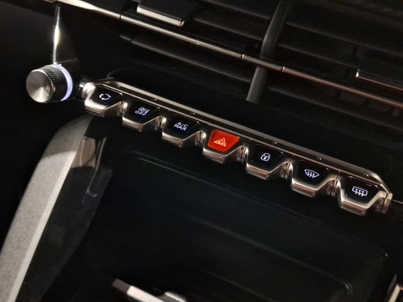 Used Peugeot 2008 2023 for sale - 77544395: Photo 14