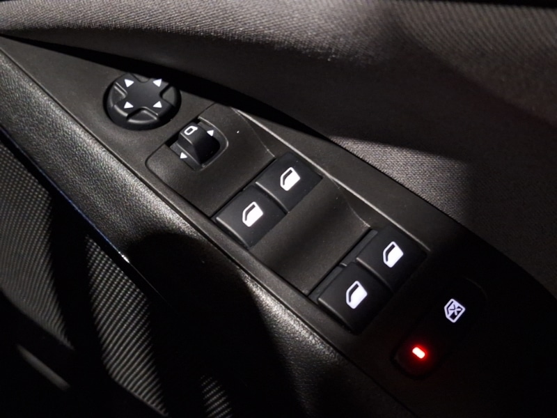 Used Vauxhall Crossland X 2020 for sale - 76493236: Photo 18