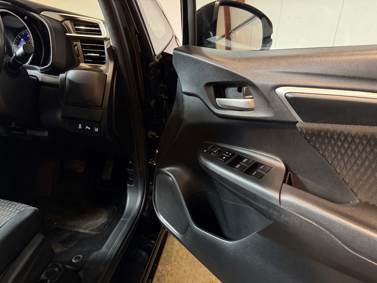 Used Honda Jazz 2019 for sale - 76263562: Photo 27