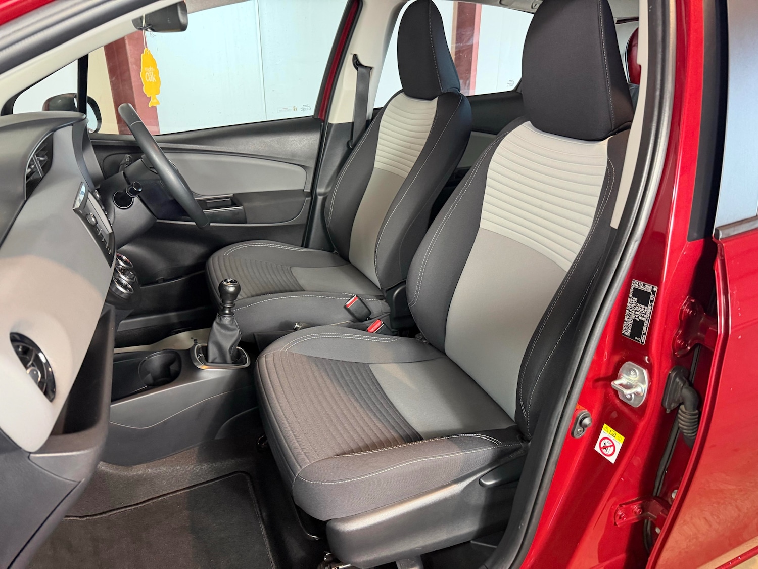 Used Toyota Yaris 2018 for sale - 76444568: Photo 22