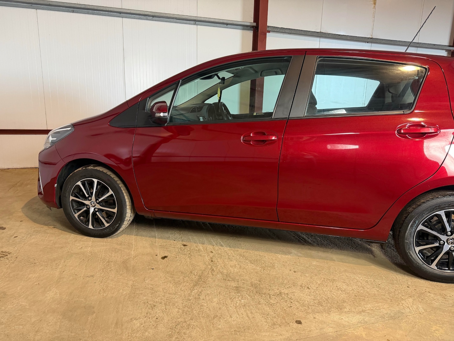 Used Toyota Yaris 2018 for sale - 76444568: Photo 24