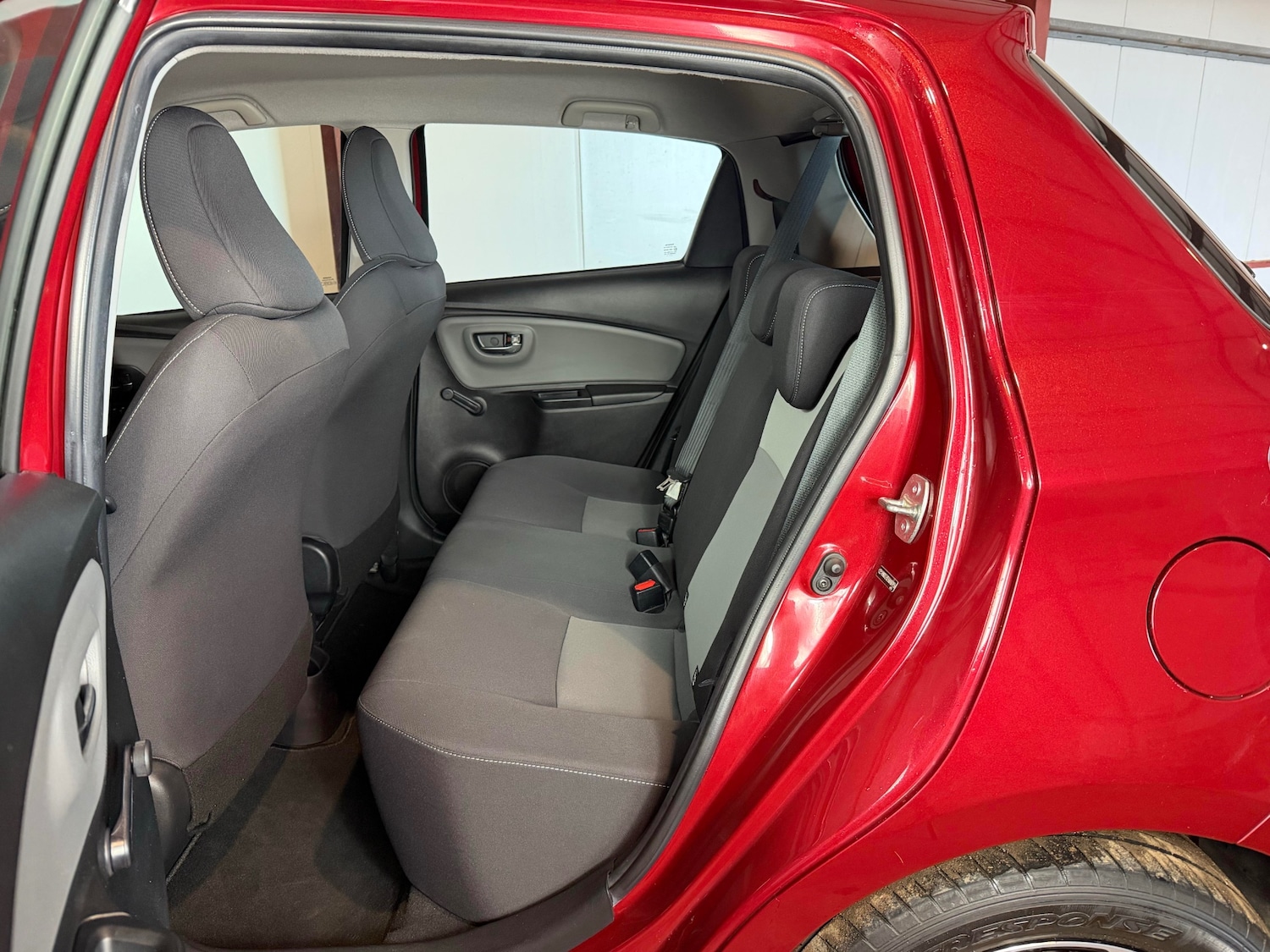 Used Toyota Yaris 2018 for sale - 76444568: Photo 25