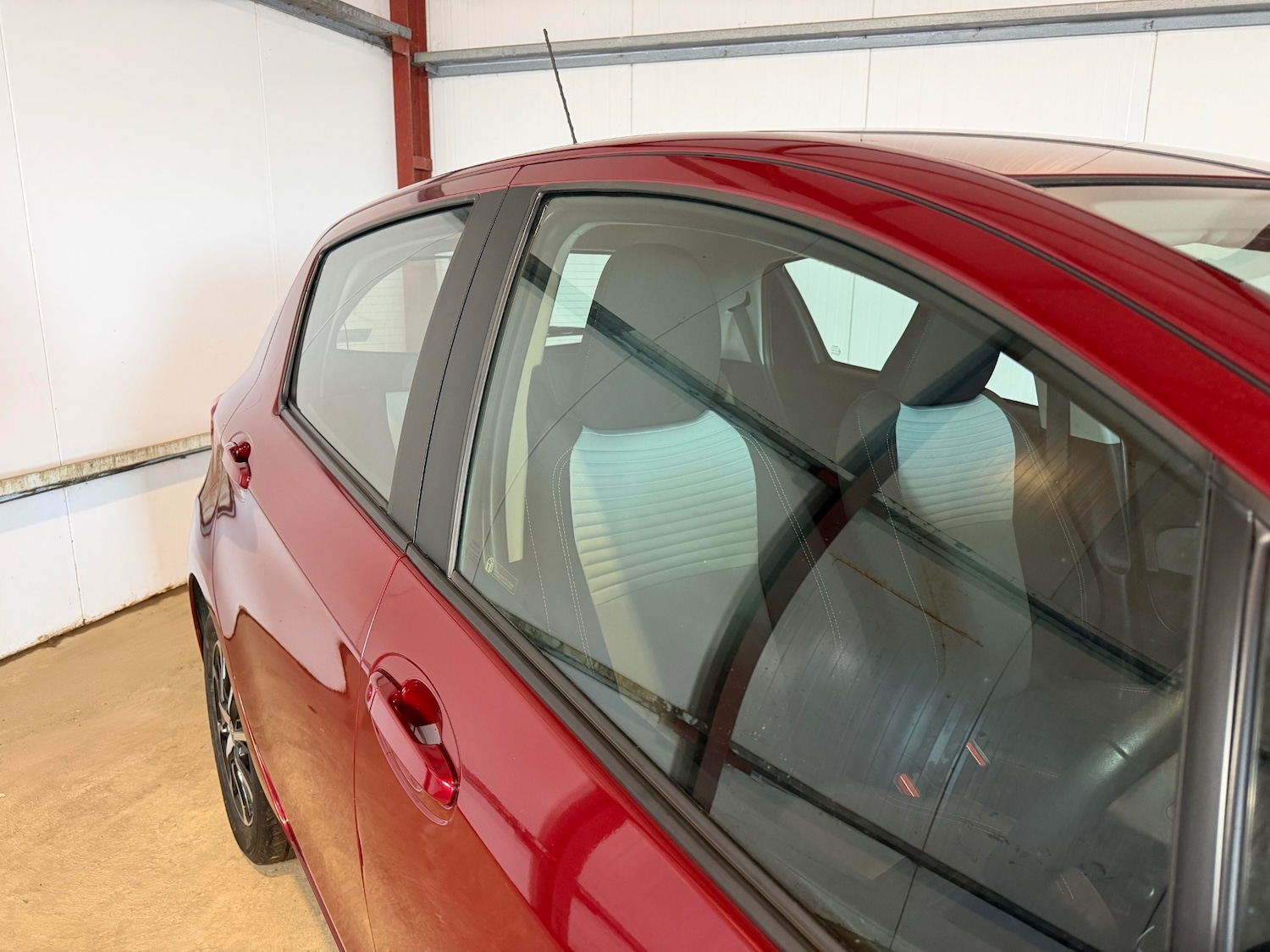 Used Toyota Yaris 2018 for sale - 76444568: Photo 6