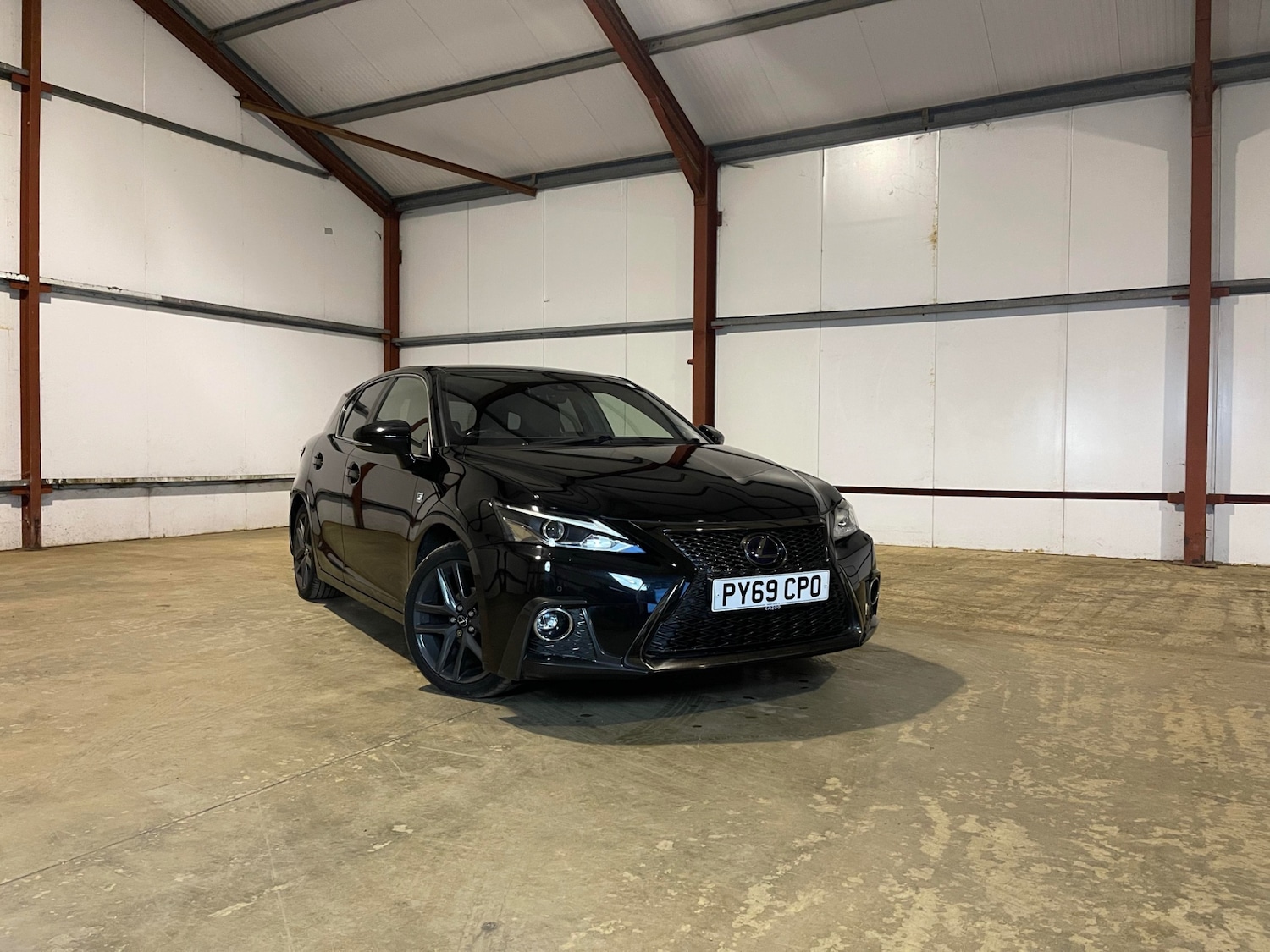 Used Lexus CT 2019 for sale - 76262703: Photo 2