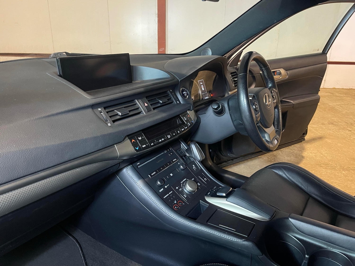 Used Lexus CT 2019 for sale - 76262703: Photo 23