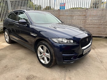 Used Jaguar F-Pace 2019 for sale - 76256237: Photo 2