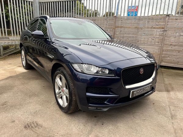 Used Jaguar F-Pace 2019 for sale - 76256237: Photo 3