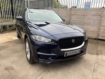 Used Jaguar F-Pace 2019 for sale - 76256237: Photo 4