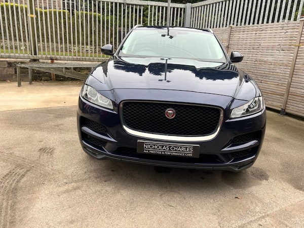 Used Jaguar F-Pace 2019 for sale - 76256237: Photo 6