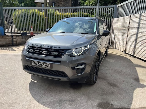 Used Land Rover Discovery Sport 2017 for sale - 76322977: Photo 10