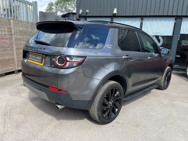 Used Land Rover Discovery Sport 2017 for sale - 76322977: Photo 21