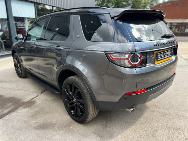 Used Land Rover Discovery Sport 2017 for sale - 76322977: Photo 24
