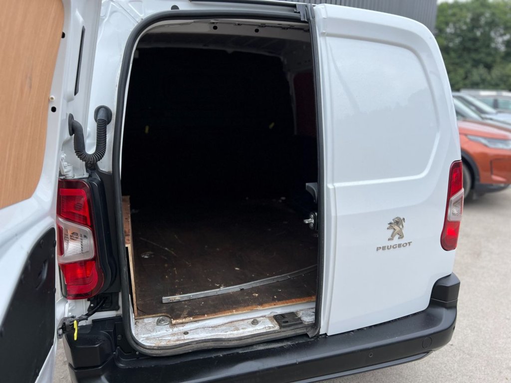 Used Peugeot Partner 2022 for sale - 76453962: Photo 32